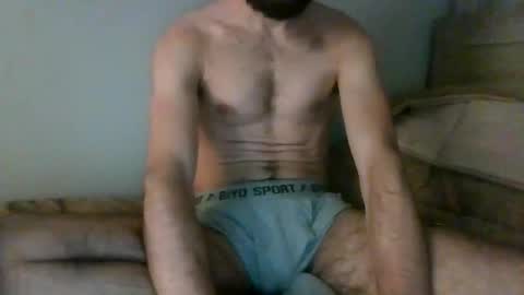 leonlio96 online show from December 17, 2024, 4:32 pm