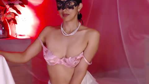 My name is Leonora  Pleasures to see you  Follow me here and instagram  online show from October 26, 2025, 10:15 pm