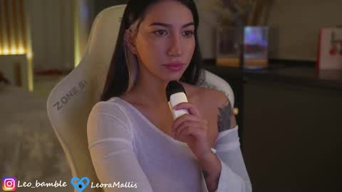 Leora online show from January 17, 2026, 5:16 pm