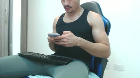 Snapshot of leostorm25 chatting on October 7, 2025, 11:02 pm leostorm25 online show from October 7, 2025, 11:02 pm