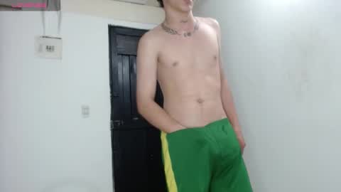 leostormy online show from March 9, 2025, 12:21 am