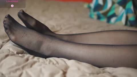 Snapshot of leowizard chatting on December 7, 2024, 2:02 pm leowizard online show from December 7, 2024, 2:02 pm