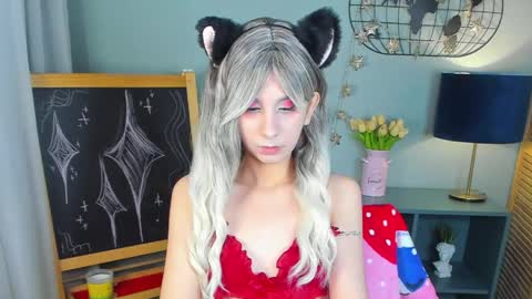 Eveline online show from April 23, 2026, 1:29 am
