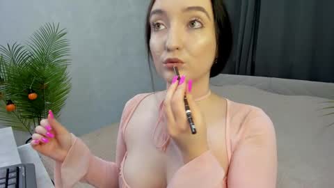 Snapshot of lesley_wins chatting on November 2, 2025, 8:06 am Lesley online show from November 2, 2025, 8:06 am