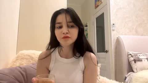 Katherine online show from January 5, 2026, 6:22 pm