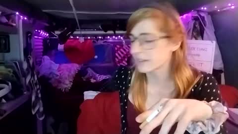 Snapshot of lesleygumgrass chatting on February 20, 2025, 8:50 am LesleyGumGrass- The Boring Trans girl online show from February 20, 2025, 8:50 am