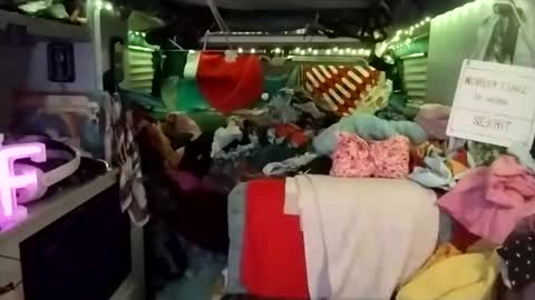 Snapshot of lesleygumgrass chatting on February 25, 2025, 5:52 am LesleyGumGrass- The Boring Trans girl online show from February 25, 2025, 5:52 am