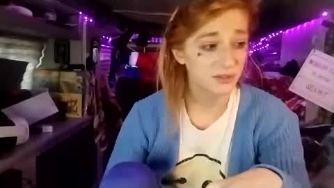 Snapshot of lesleygumgrass chatting on March 1, 2025, 6:11 pm LesleyGumGrass- The Boring Trans girl online show from March 1, 2025, 6:11 pm