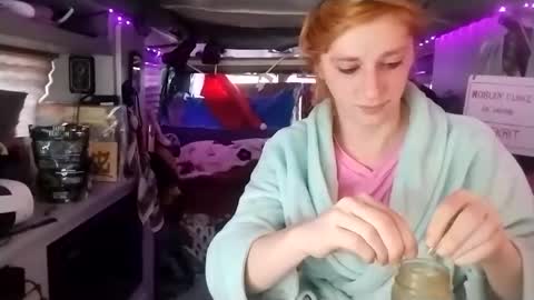 Snapshot of lesleygumgrass chatting on March 2, 2025, 4:42 pm LesleyGumGrass- The Boring Trans girl online show from March 2, 2025, 4:42 pm