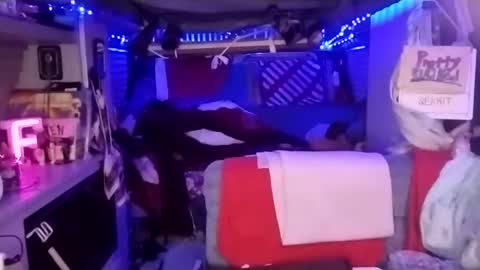 Snapshot of lesleygumgrass chatting on March 9, 2025, 5:33 am LesleyGumGrass- The Boring Trans girl online show from March 9, 2025, 5:33 am