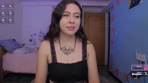 Lesly online show from September 15, 2025, 2:28 pm