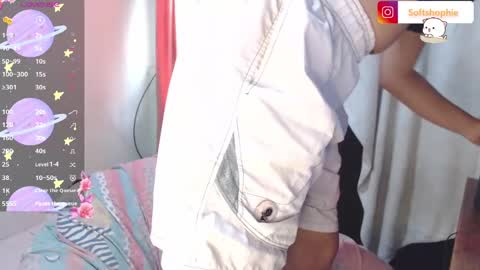 Leslie online show from September 20, 2025, 12:17 pm