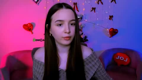 leslie_bird online show from May 7, 2026, 9:03 am