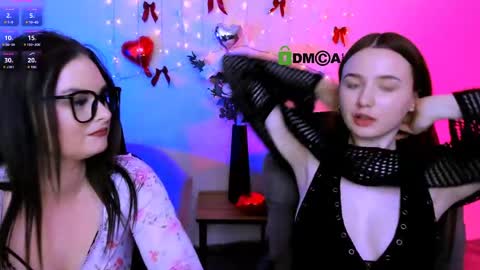 leslie_bird online show from May 11, 2026, 2:45 pm