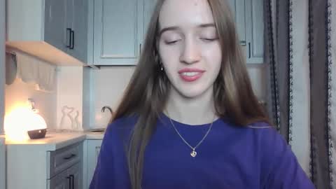 Snapshot of leslie_my_lovee chatting on October 3, 2025, 9:12 pm LESLIE online show from October 3, 2025, 9:12 pm