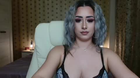 leslie_secret online show from January 20, 2025, 11:43 pm