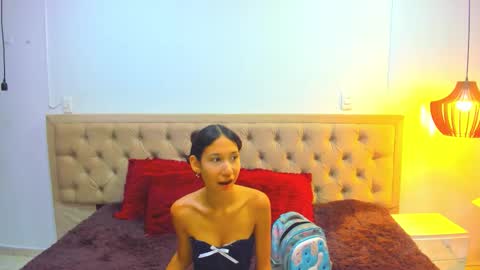 L E S L E Y  AND  D R A K O online show from January 16, 2026, 10:47 pm