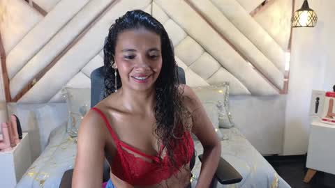 Lesly  online show from January 21, 2025, 8:21 pm