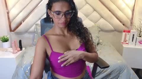 Lesly  online show from January 23, 2025, 11:26 pm