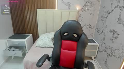   online show from February 20, 2026, 7:58 pm