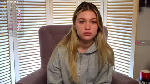 Erin Open for long and cool pvts 3 online show from December 5, 2024, 9:06 am