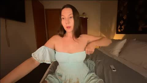 lessya_magic online show from May 18, 2026, 9:37 am