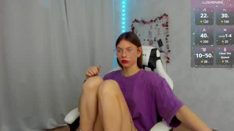 Fiona online show from December 4, 2024, 3:54 pm