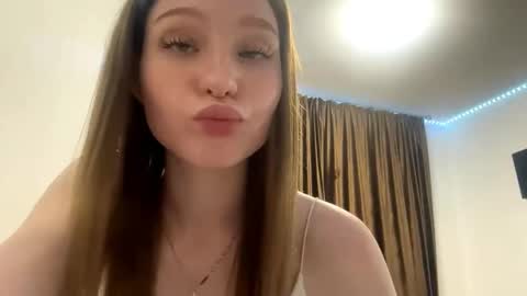 Kate online show from September 10, 2025, 4:40 pm