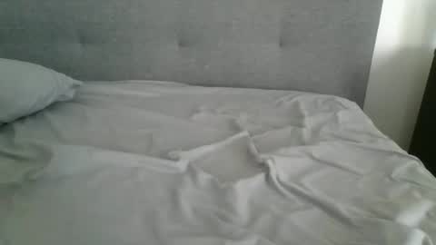 Snapshot of lets_play143 chatting on May 27, 2026, 12:51 am lets_play143 online show from May 27, 2026, 12:51 am