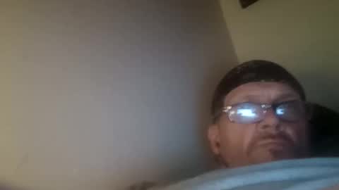 Snapshot of letsbate69r chatting on March 11, 2025, 2:32 am letsbate69r online show from March 11, 2025, 2:32 am