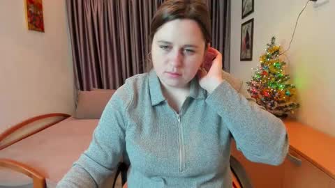 Naomi online show from December 16, 2025, 7:02 am