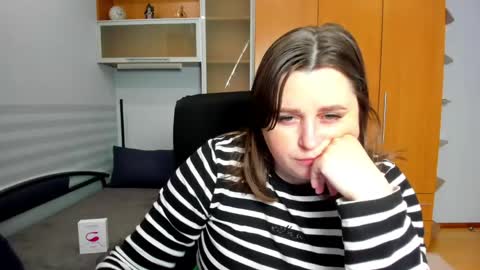 Naomi online show from May 4, 2026, 5:58 am
