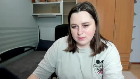 Naomi online show from May 11, 2026, 5:46 am