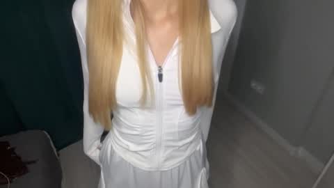 Kate online show from May 14, 2026, 4:14 pm
