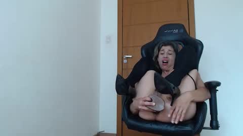 Snapshot of lettywild chatting on October 9, 2025, 6:39 pm Lettywild Queen of Spades online show from October 9, 2025, 6:39 pm