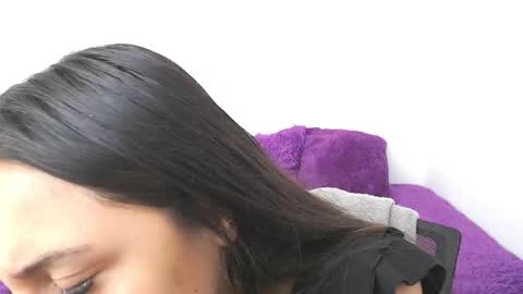 letzia77_ online show from September 17, 2025, 12:29 pm