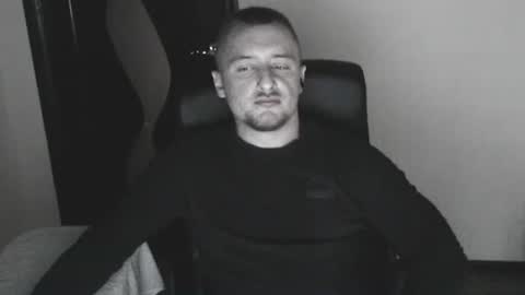 Snapshot of lev1ngston chatting on October 4, 2025, 8:40 pm lev1ngston online show from October 4, 2025, 8:40 pm