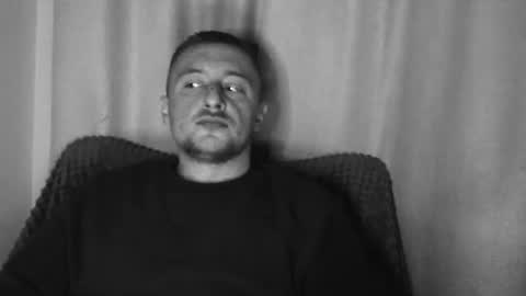 Snapshot of lev1ngston chatting on February 11, 2026, 8:14 pm lev1ngston online show from February 11, 2026, 8:14 pm