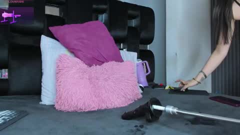 Snapshot of levana1 chatting on February 11, 2026, 10:48 pm levana1 online show from February 11, 2026, 10:48 pm