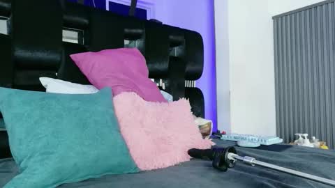 Snapshot of levana1 chatting on March 18, 2026, 1:31 am levana1 online show from March 18, 2026, 1:31 am