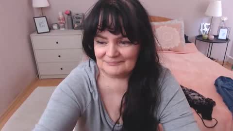 Mary online show from May 5, 2026, 12:13 pm
