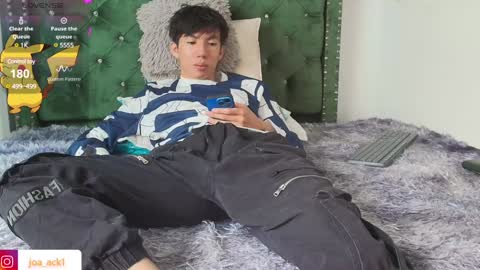 Levi  online show from December 13, 2024, 4:38 pm
