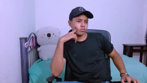      0600AM-1200PM - online show from November 18, 2025, 3:23 am