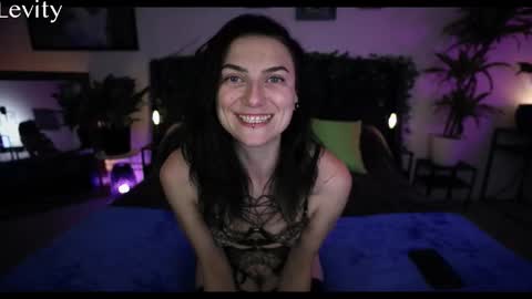 Snapshot of levity_opossum chatting on September 26, 2025, 1:20 am Levity online show from September 26, 2025, 1:20 am