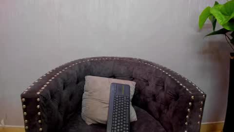 Snapshot of levy_steve chatting on December 28, 2024, 8:26 am LevySteven online show from December 28, 2024, 8:26 am
