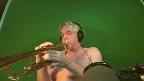 Lewis Richard Russell online show from February 2, 2026, 5:50 am