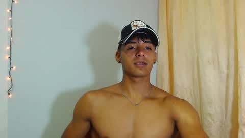 Snapshot of lewis_ly chatting on March 31, 2026, 5:13 pm i am lewis ly EDUARDO MEMDOZA15 online show from March 31, 2026, 5:13 pm