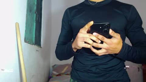 Snapshot of lewis_ly chatting on May 2, 2026, 2:11 pm i am lewis ly EDUARDO MEMDOZA15 online show from May 2, 2026, 2:11 pm
