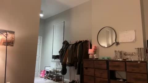 lexa D online show from December 6, 2024, 6:48 am