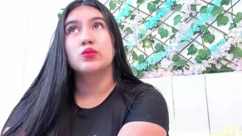 Snapshot of lexi_bloom chatting on September 17, 2025, 10:39 am Gabrielle online show from September 17, 2025, 10:39 am